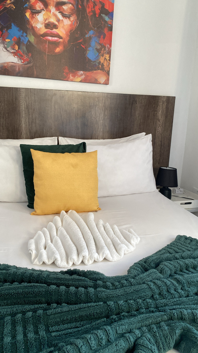 Blue Horizon Gallery Image 14