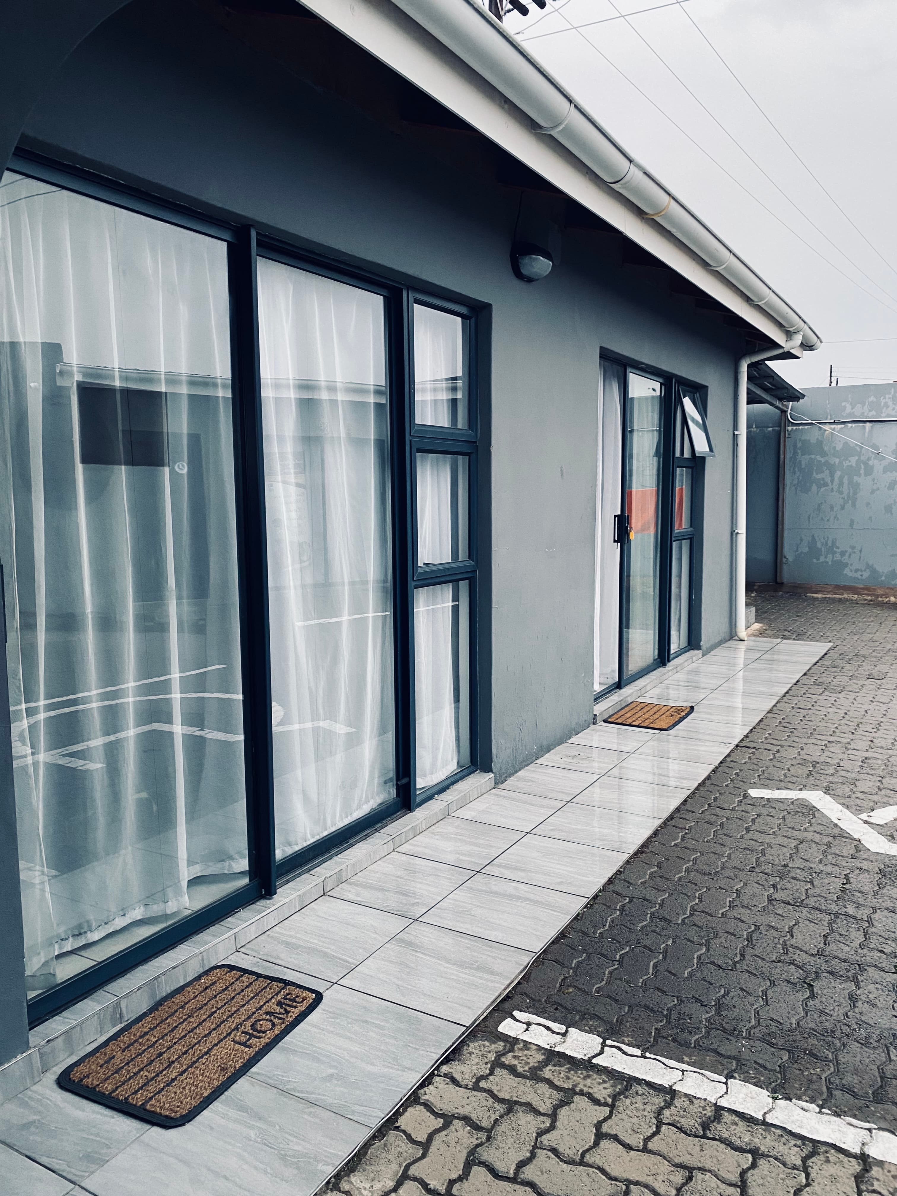 Blue Horizon Gallery Image 2