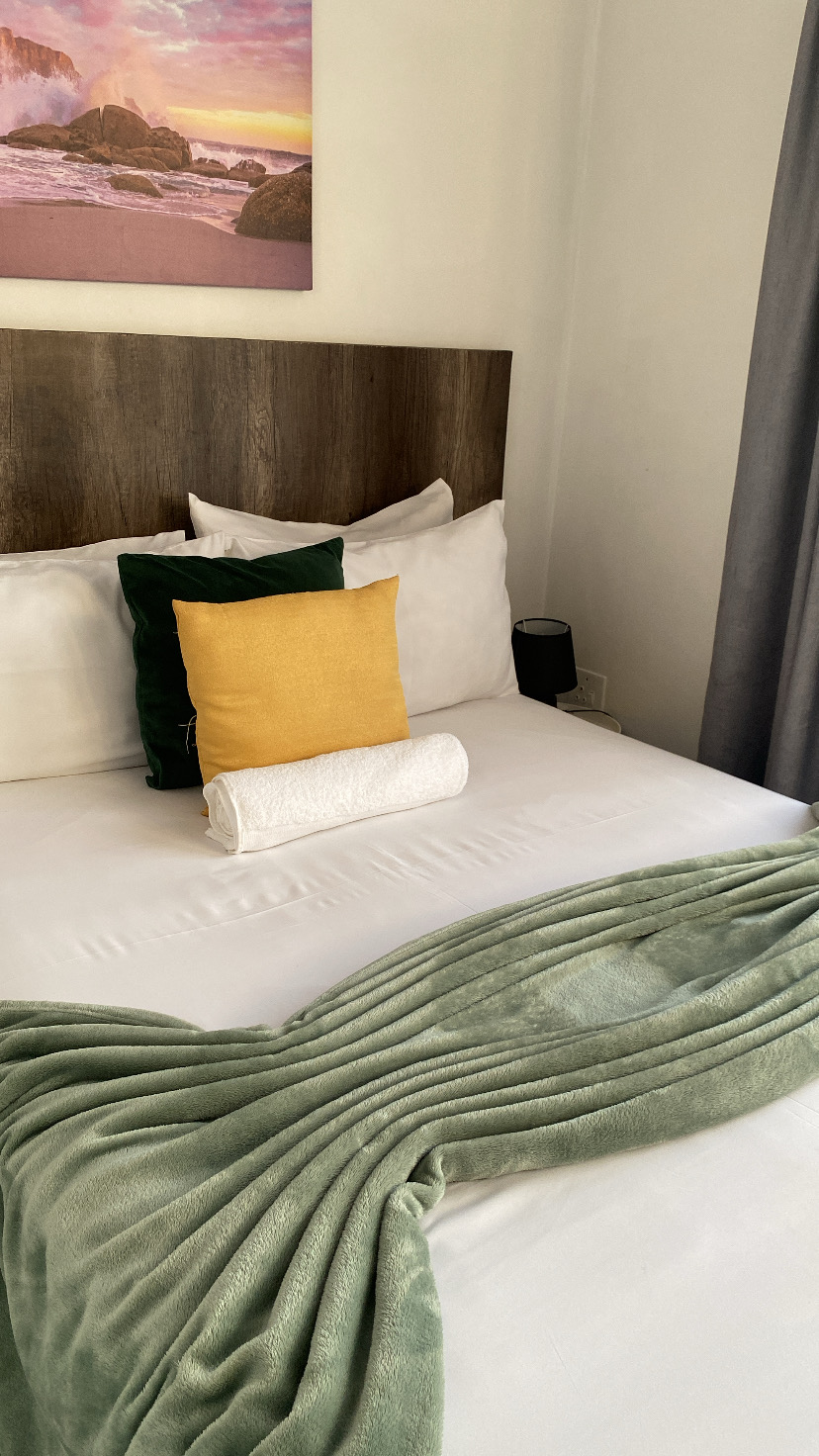 Blue Horizon Gallery Image 6