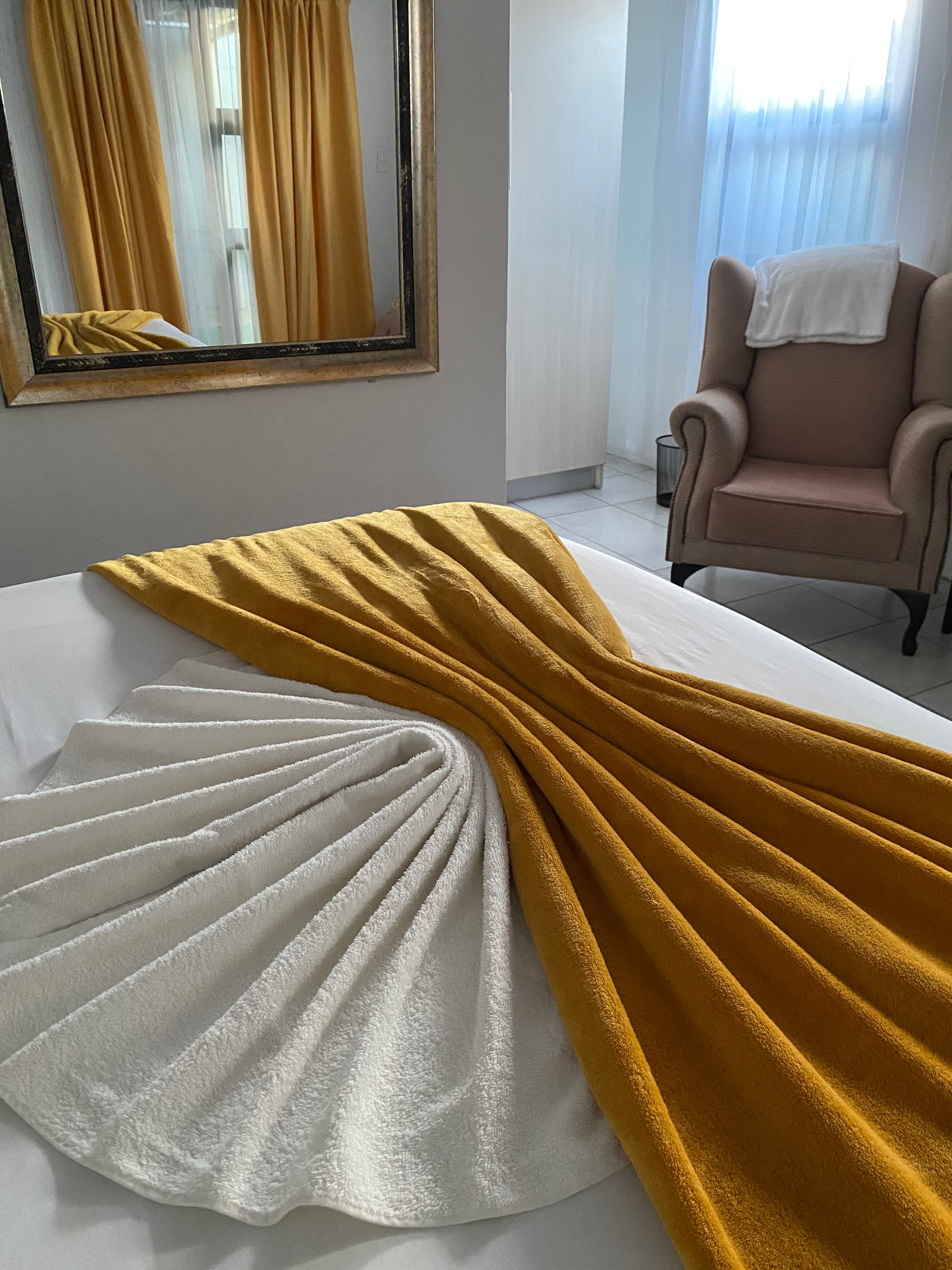 Blue Horizon Gallery Image 8